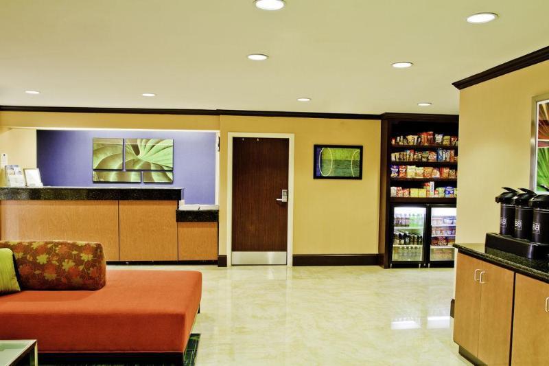 Fairfield Inn & Suites Columbia Northeast Екстер'єр фото