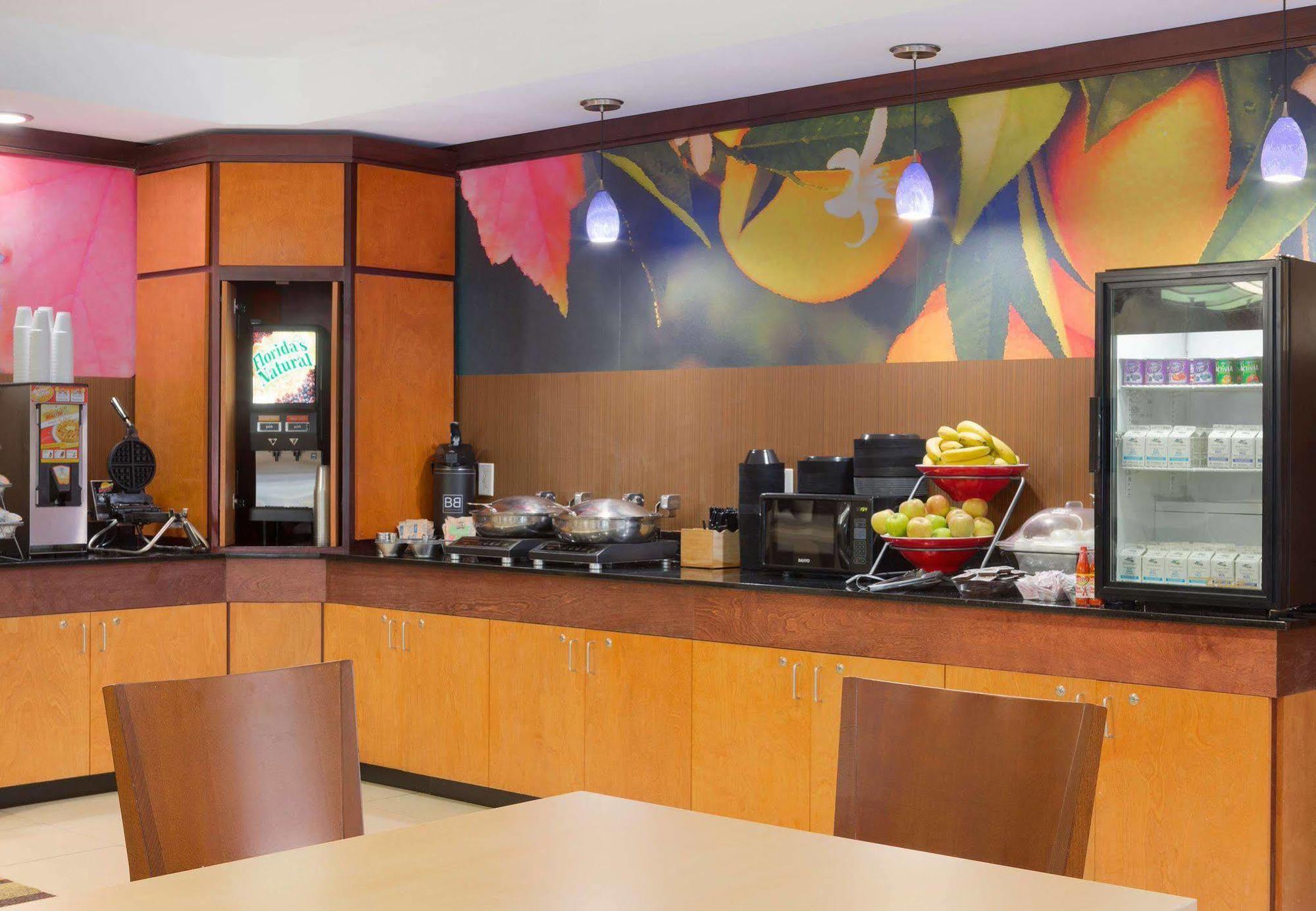 Fairfield Inn & Suites Columbia Northeast Екстер'єр фото